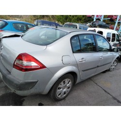 renault megane ii classic berlina del año 2007