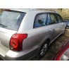 toyota avensis wagon (t25) del año 2004