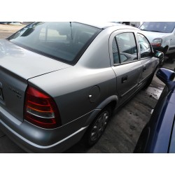 opel astra g berlina del año 1999