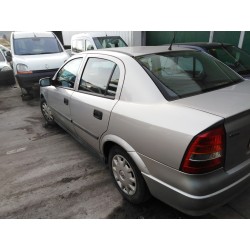 opel astra g berlina del año 1999
