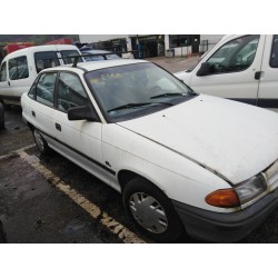 opel astra f berlina del año 1993