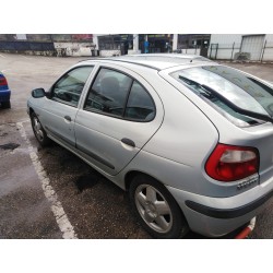renault megane i fase 2 berlina (ba0) del año 1999