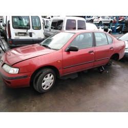 nissan primera berlina (p11) del año 1997