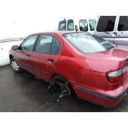 nissan primera berlina (p11) del año 1997