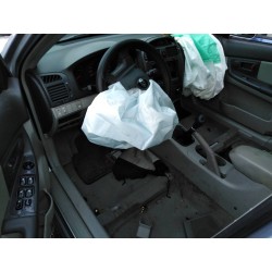kia cerato del año 2004
