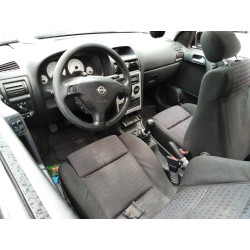 opel astra g coupé del año 2001