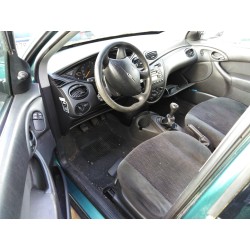 ford focus berlina (cak) del año 1999