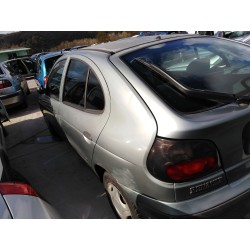 renault megane i berlina hatchback (ba0) del año 1998