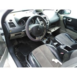 renault megane ii berlina 5p del año 2004