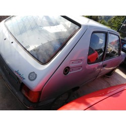 peugeot 205 berlina del año 1989