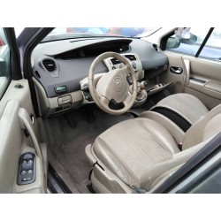 renault scenic ii del año 2004