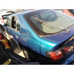 nissan primera berlina (p11) del año 2001