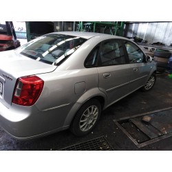 daewoo nubira berlina del año 2003