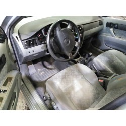 daewoo nubira berlina del año 2003