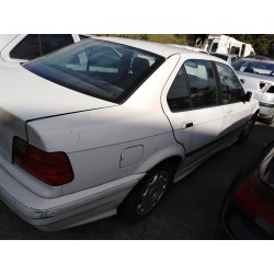 bmw serie 3 berlina (e36) del año 1995