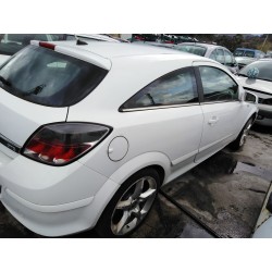 opel astra gtc del año 2005