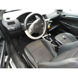 opel astra gtc del año 2005