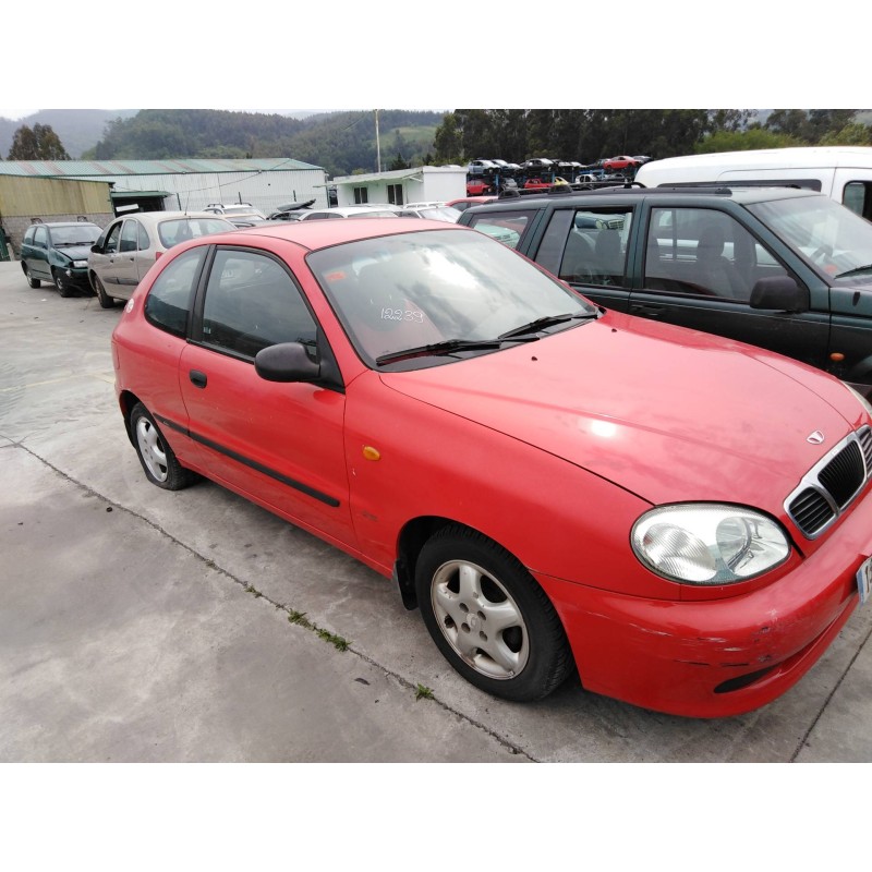 daewoo lanos del año 2001