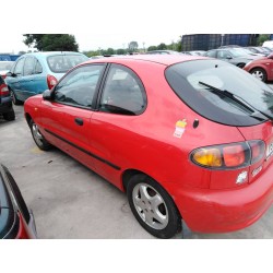 daewoo lanos del año 2001