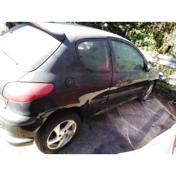 peugeot 206 berlina del año 2003