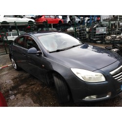 opel insignia berlina del año 2009