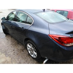 opel insignia berlina del año 2009