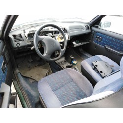 peugeot 205 berlina del año 1998