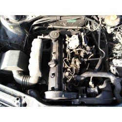 audi 100 berlina (c4) del año 1998
