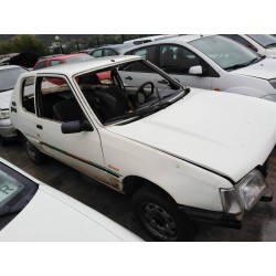peugeot 205 berlina del año 1991