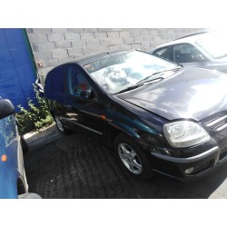 nissan almera tino (v10m) del año 2005