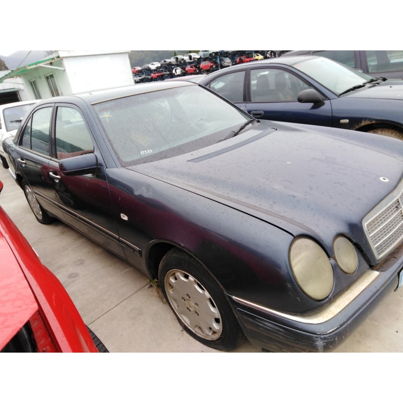 mercedes clase e (w210) berlina diesel del año 1997