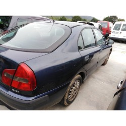mitsubishi carisma berlina 5 (da0) del año 2003