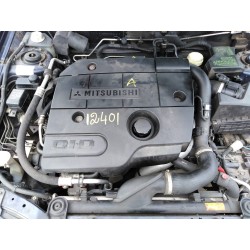 mitsubishi carisma berlina 5 (da0) del año 2003