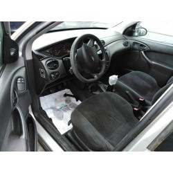 ford focus berlina (cak) del año 1999