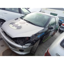 peugeot 206 berlina del año 2002