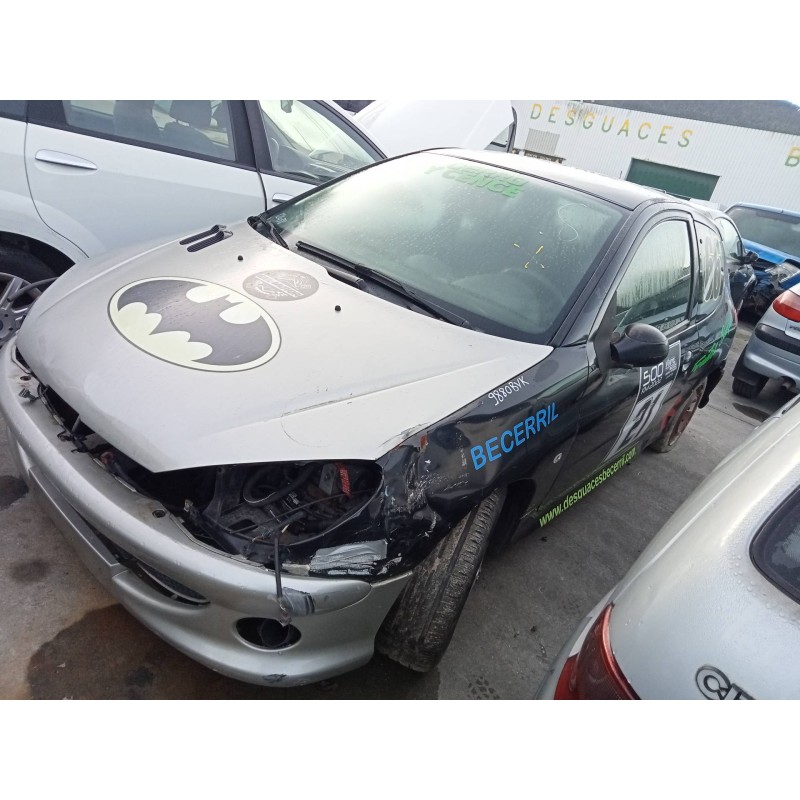 peugeot 206 berlina del año 2002