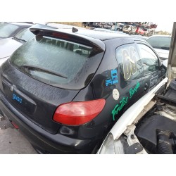 peugeot 206 berlina del año 2002