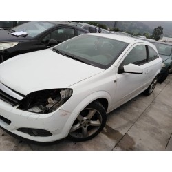 opel astra gtc del año 2006