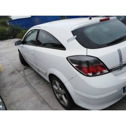 opel astra gtc del año 2006
