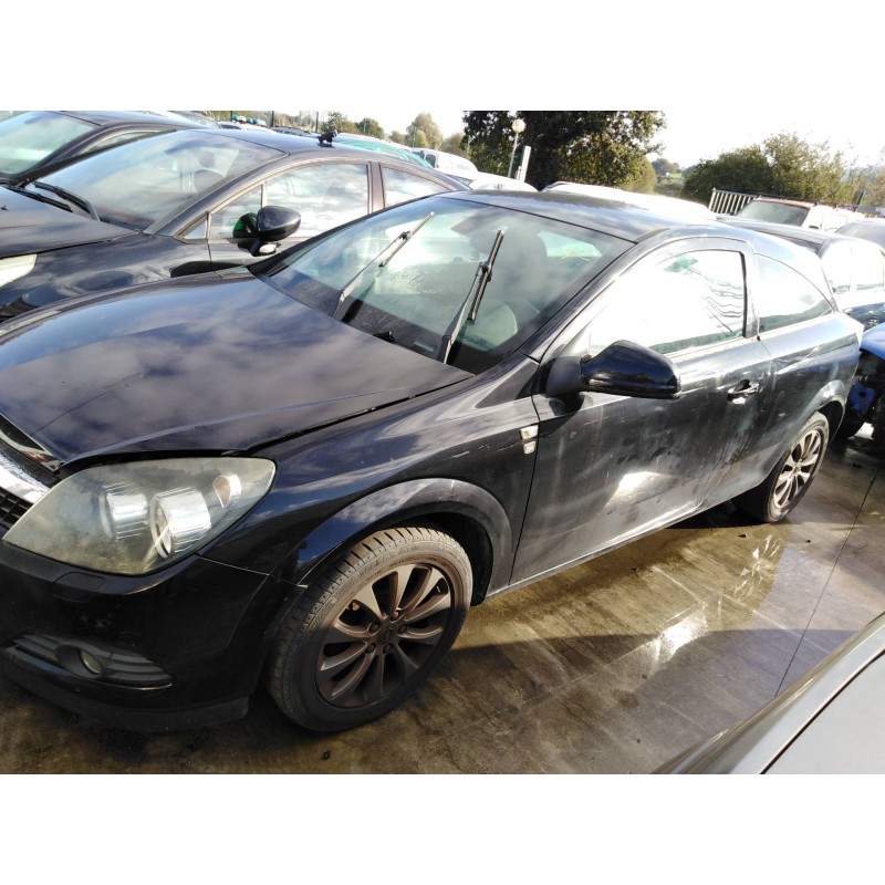 opel astra gtc del año 2010