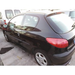 peugeot 206 berlina del año 2002