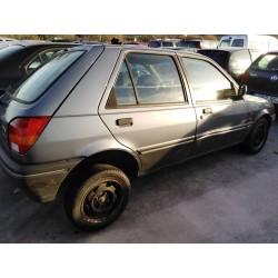 ford fiesta berl./courier del año 1989