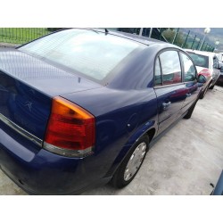 opel vectra c berlina del año 2003