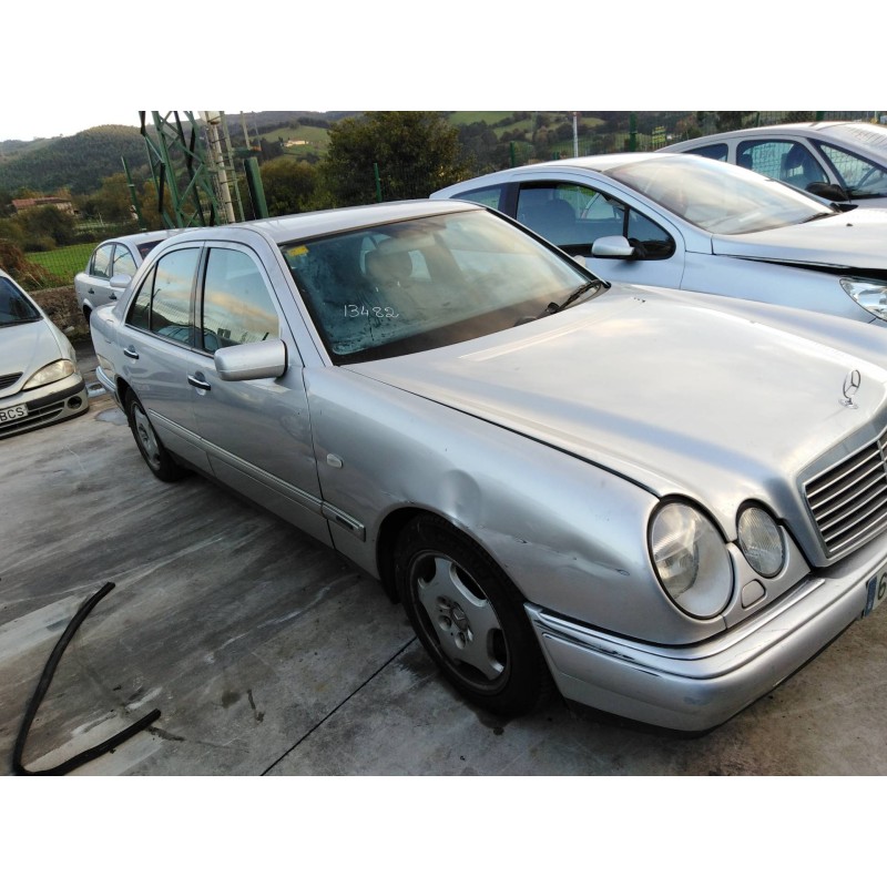 mercedes clase e (w210) berlina diesel del año 2004 mercedes clase e (w210) berlina diesel del año 2004