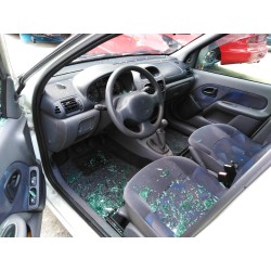 renault clio ii fase i (b/cbo) del año 2000