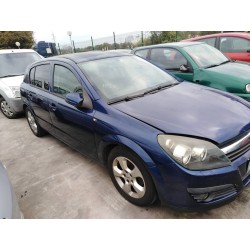 opel astra h berlina del año 2005
