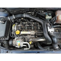 opel astra h berlina del año 2005