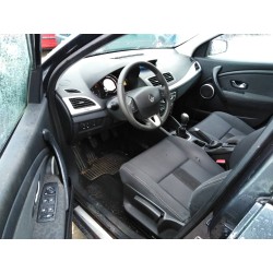 renault megane iii berlina 5 p del año 2011