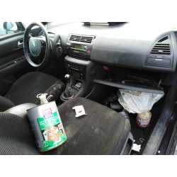 citroen c4 berlina del año 2005