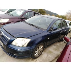 toyota avensis berlina (t25) del año 2006